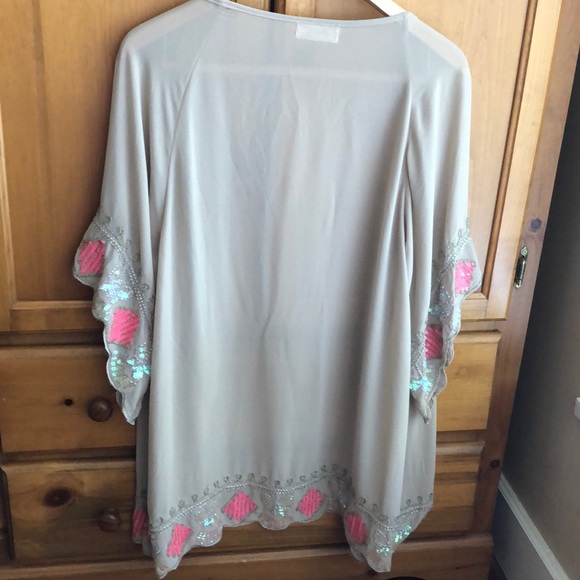 FREEWAY Beaded Kimono Style + Belt option - Picture 4 of 6